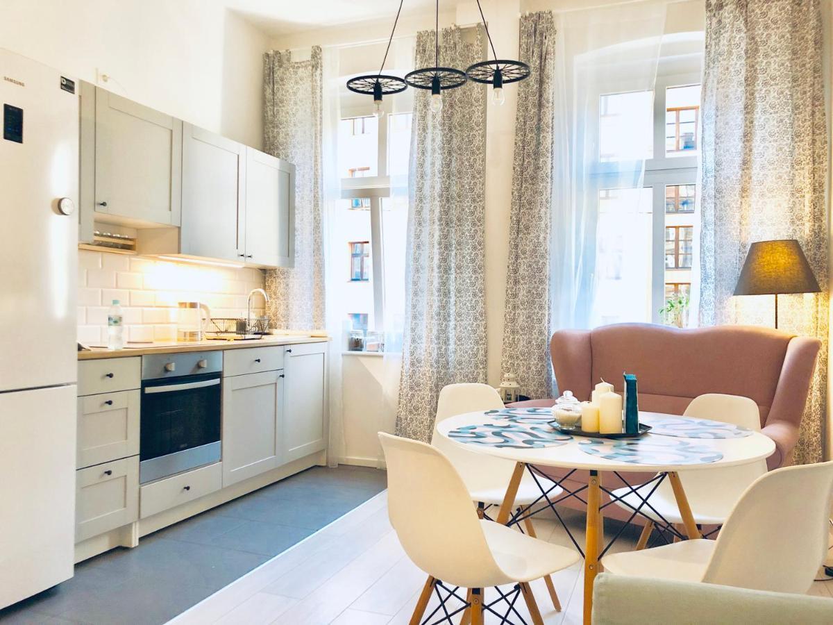 Apartament Delux 2 Legnica Ul. Kominka 16 아파트 외부 사진